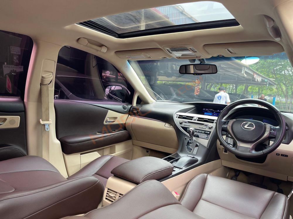 Mobil Lexus RX 2013
