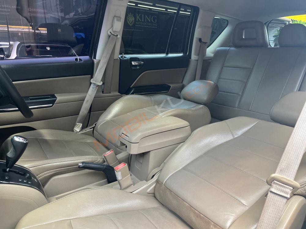 Mobil Jeep Compass 2013