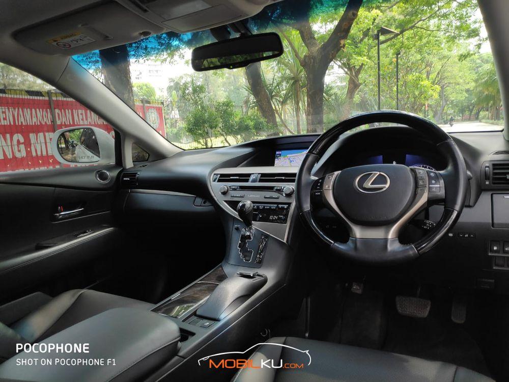 Mobil Lexus RX 2014