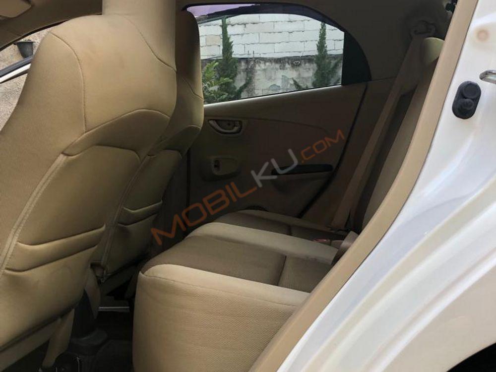 Mobil Honda Brio 2014