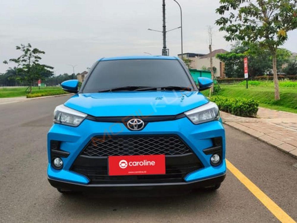 Mobil Toyota Raize 2021