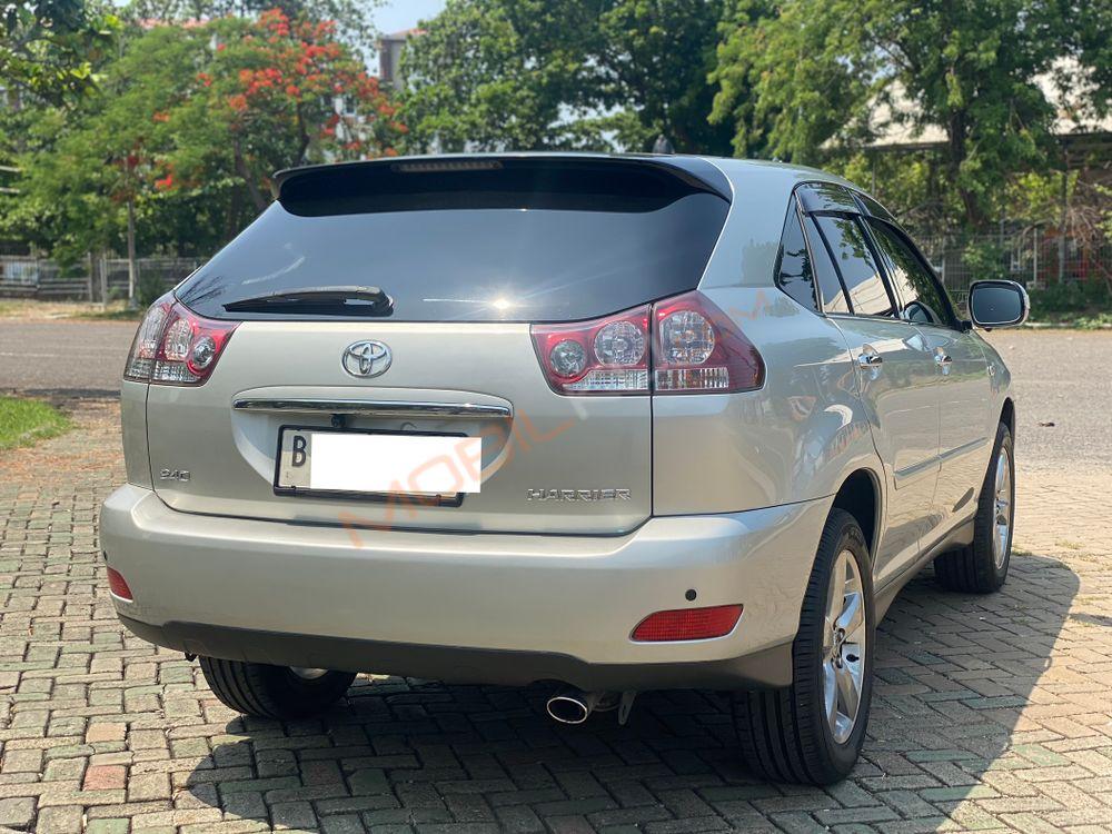 Mobil Toyota Harrier 2008