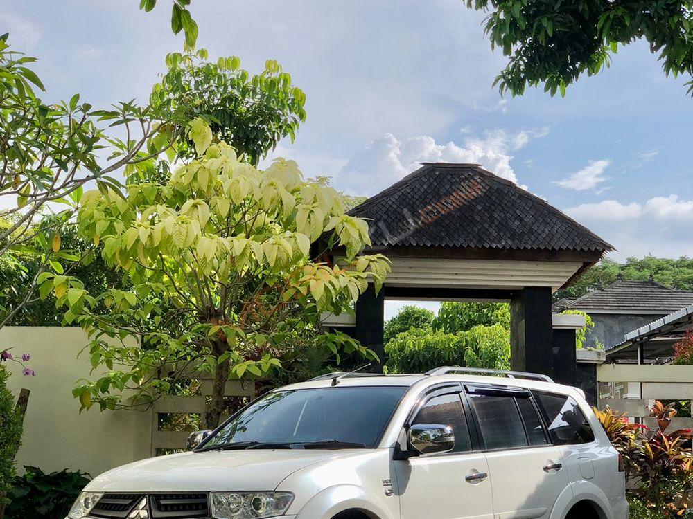 Mobil Mitsubishi Pajero Sport 2015