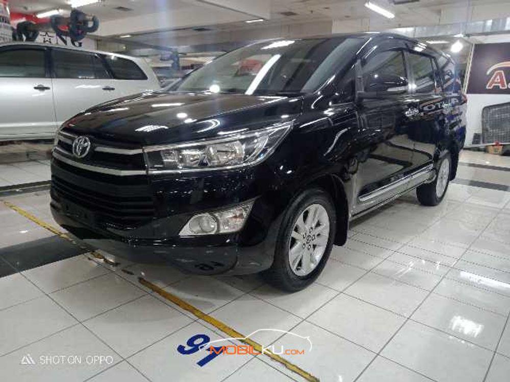 Mobil Toyota Kijang Innova 2017