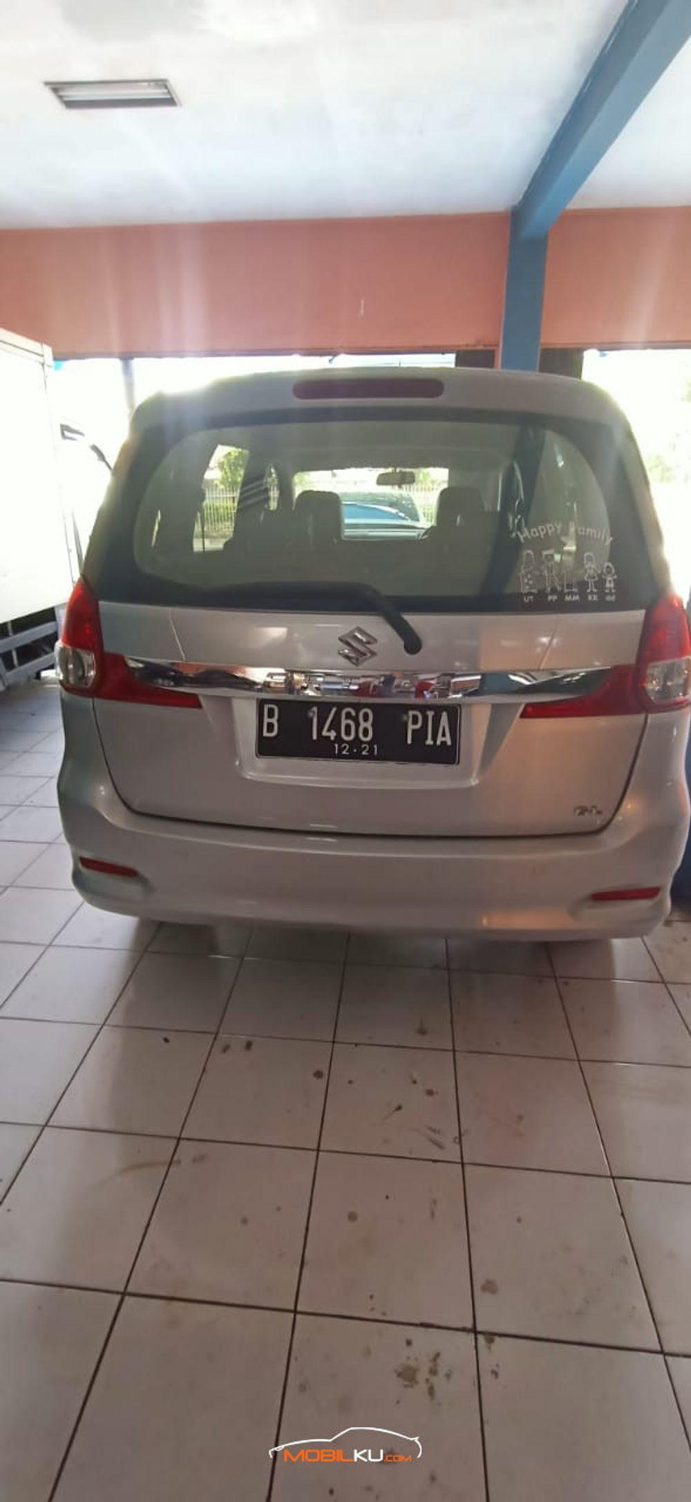 Mobil Suzuki Ertiga 2016