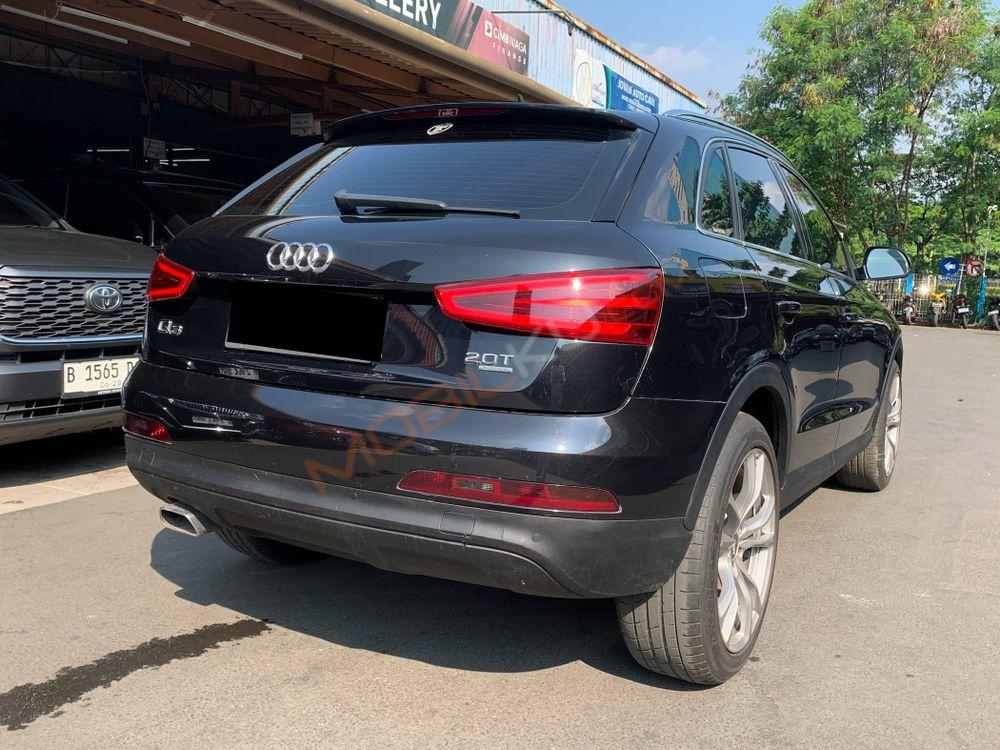 Mobil Audi Q3 2014