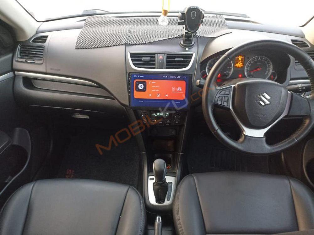 Mobil Suzuki Swift 2013