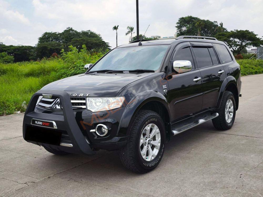 Mobil Mitsubishi Pajero Sport 2014