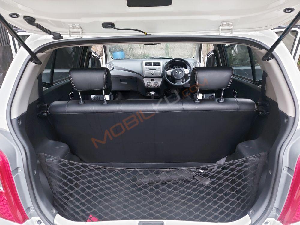 Mobil Daihatsu Ayla 2015