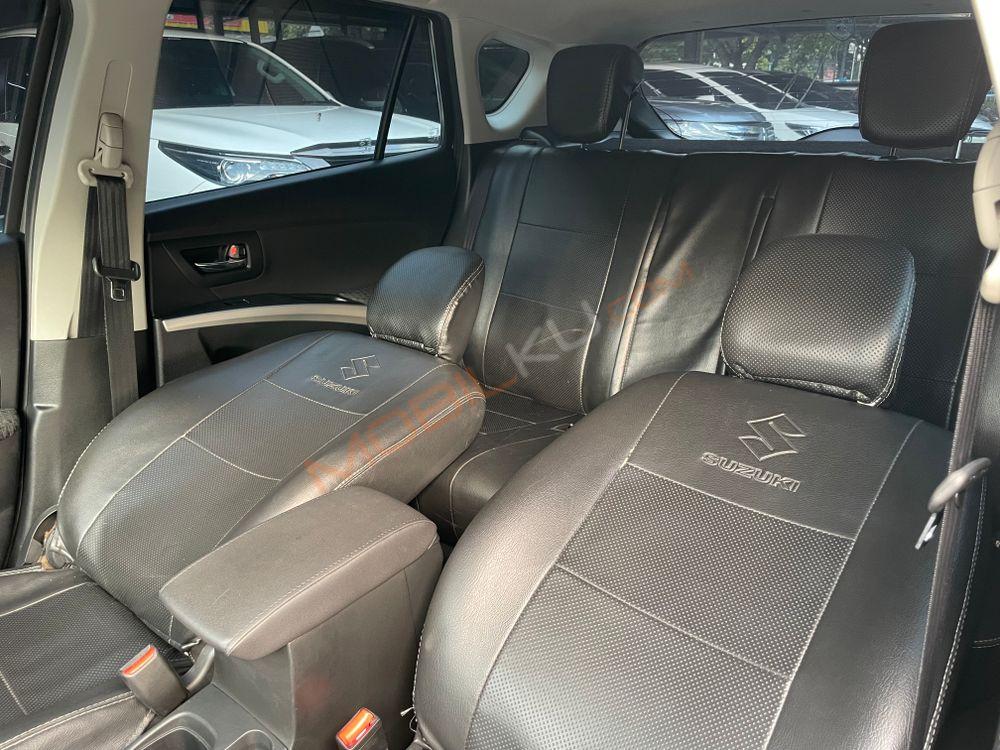 Mobil Suzuki SX4 2017