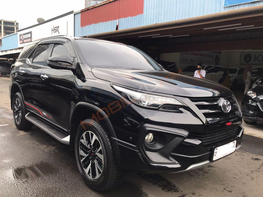 Mobil Toyota Fortuner 2017