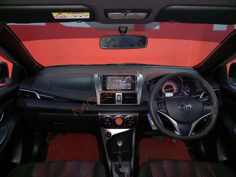 Mobil Toyota Yaris 2017