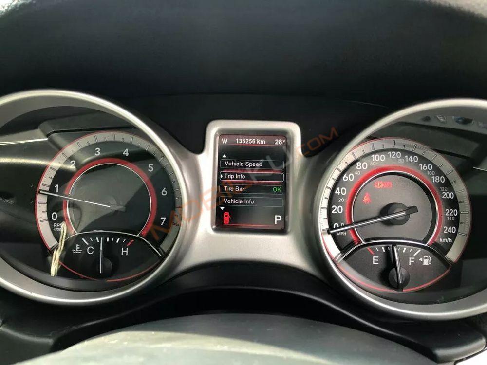 Mobil Dodge Journey 2014