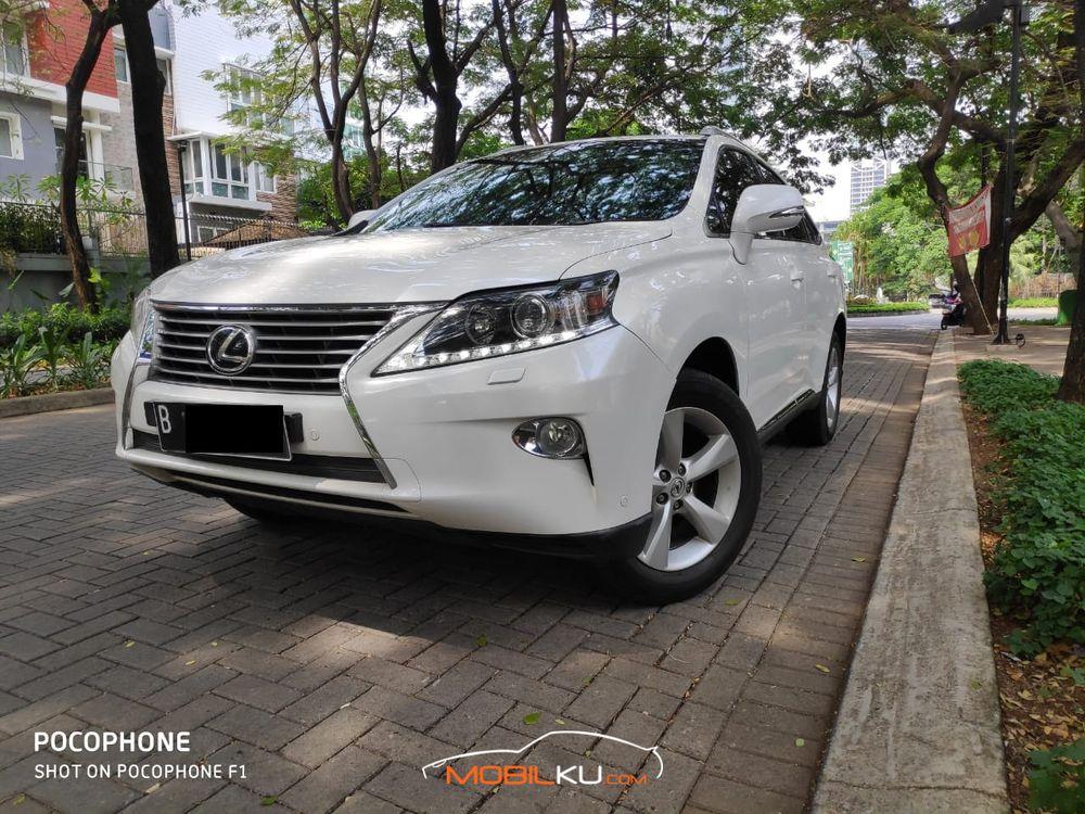 Mobil Lexus RX 2014