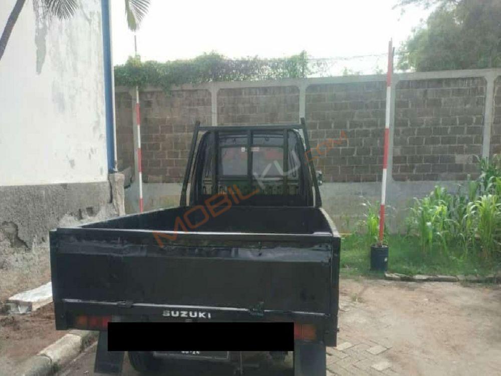 Mobil Suzuki Carry 2019