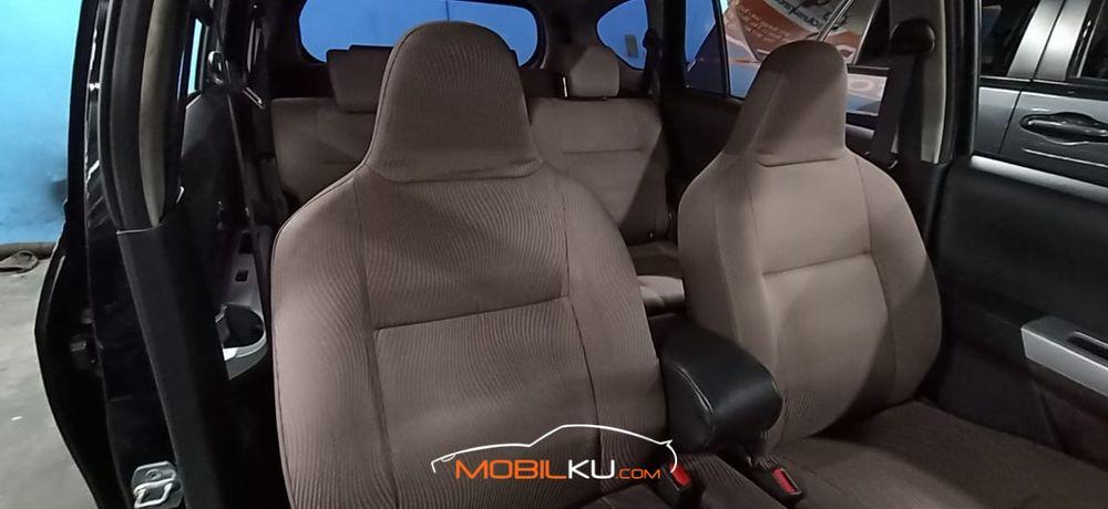 Mobil Toyota Calya 2018