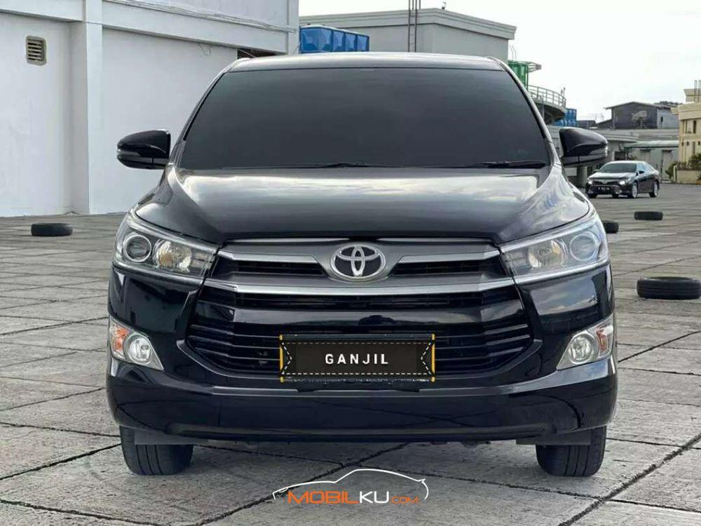 Mobil Toyota Kijang Innova 2019