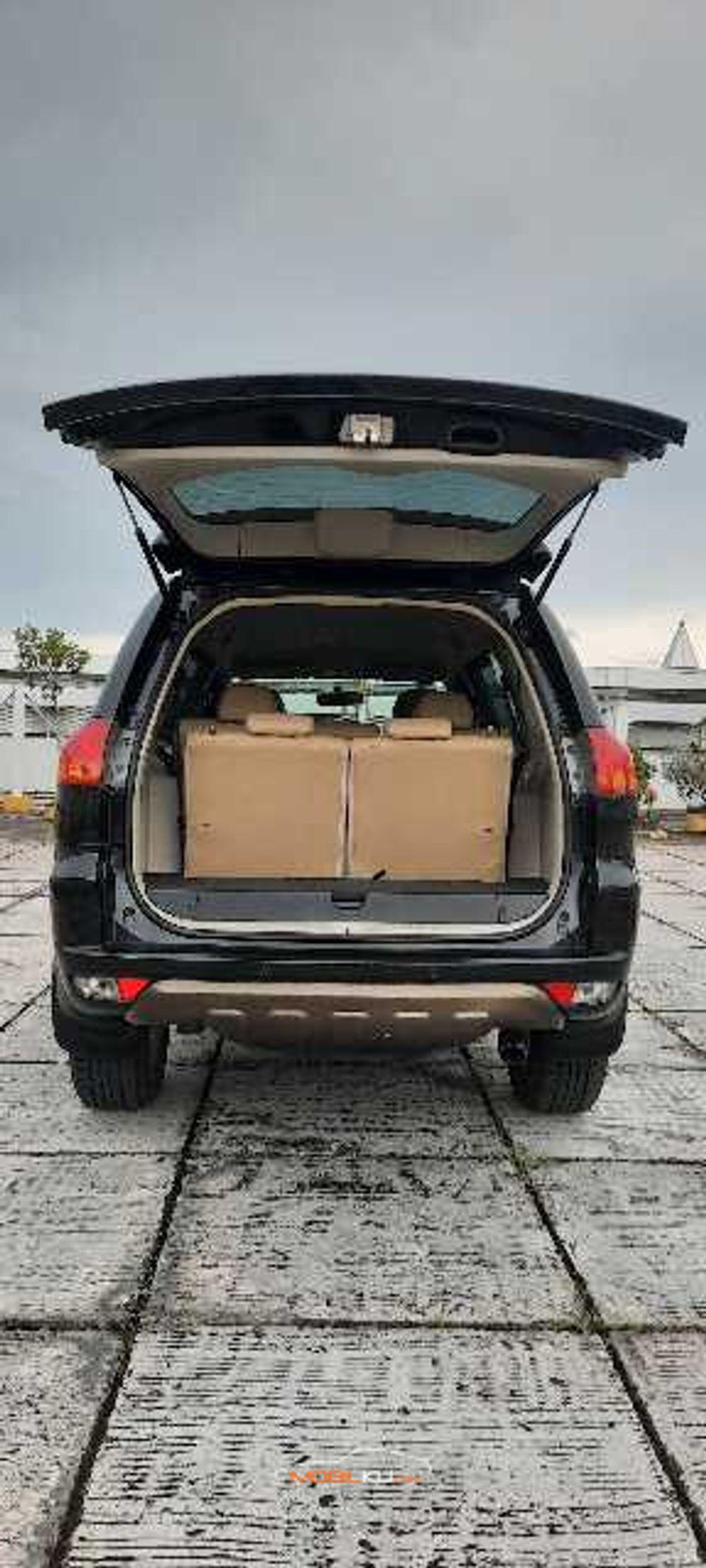 Mobil Mitsubishi Pajero Sport 2010