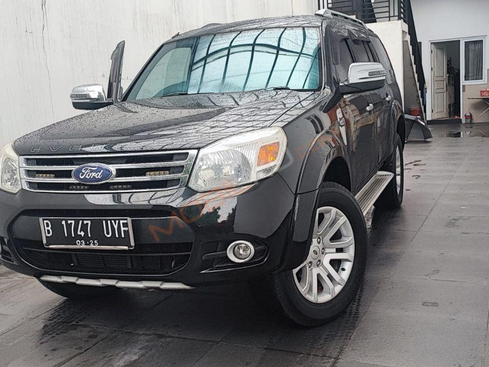 Mobil Ford Everest 2014