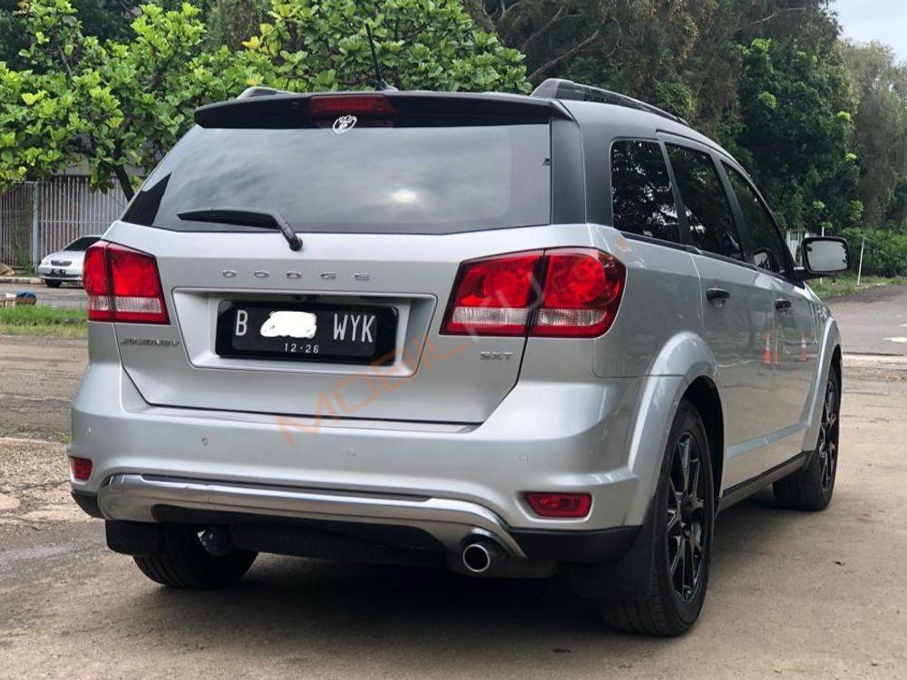 Mobil Dodge Journey 2014