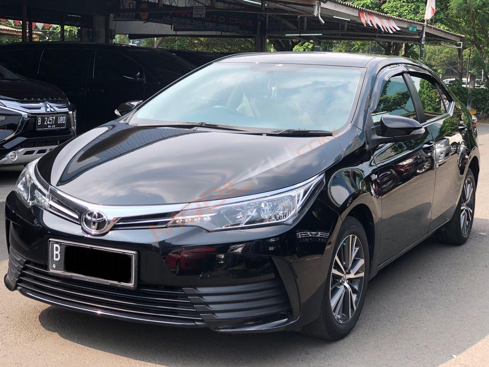 Mobil Toyota Corolla 2018