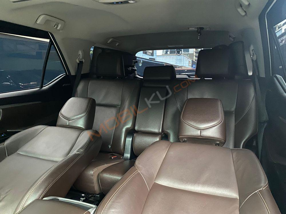 Mobil Toyota Fortuner 2020