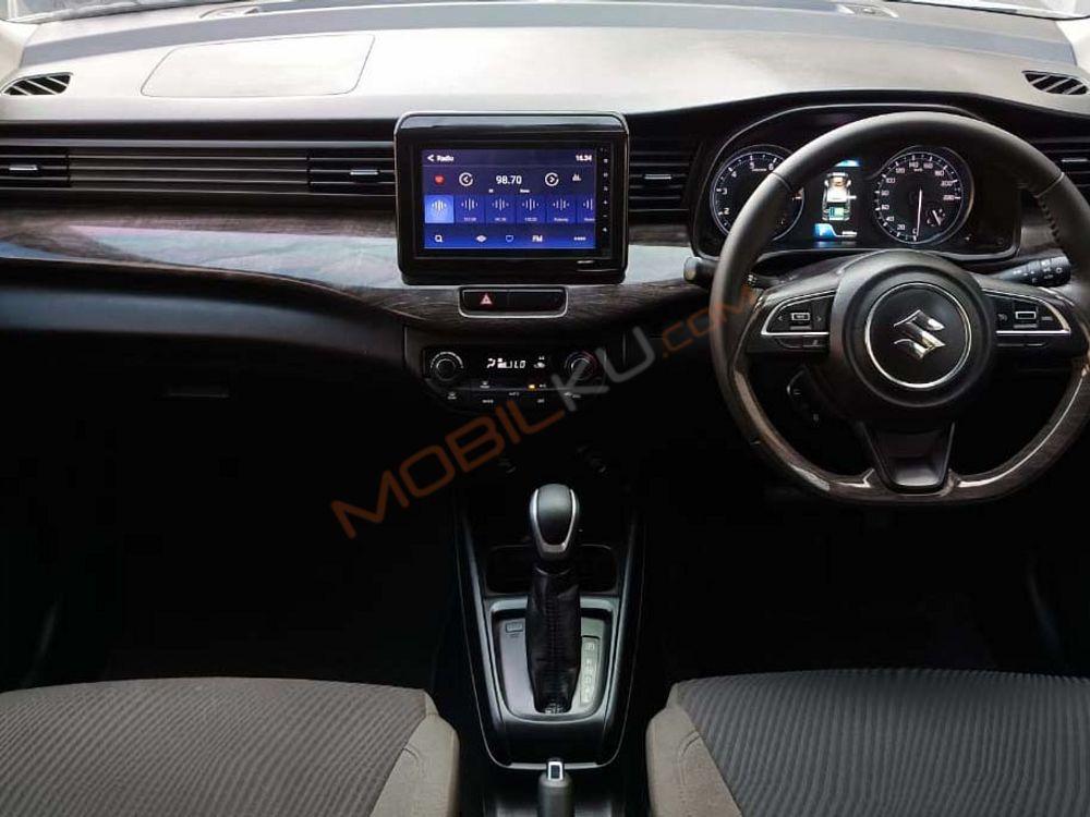 Mobil Suzuki Ertiga 2023