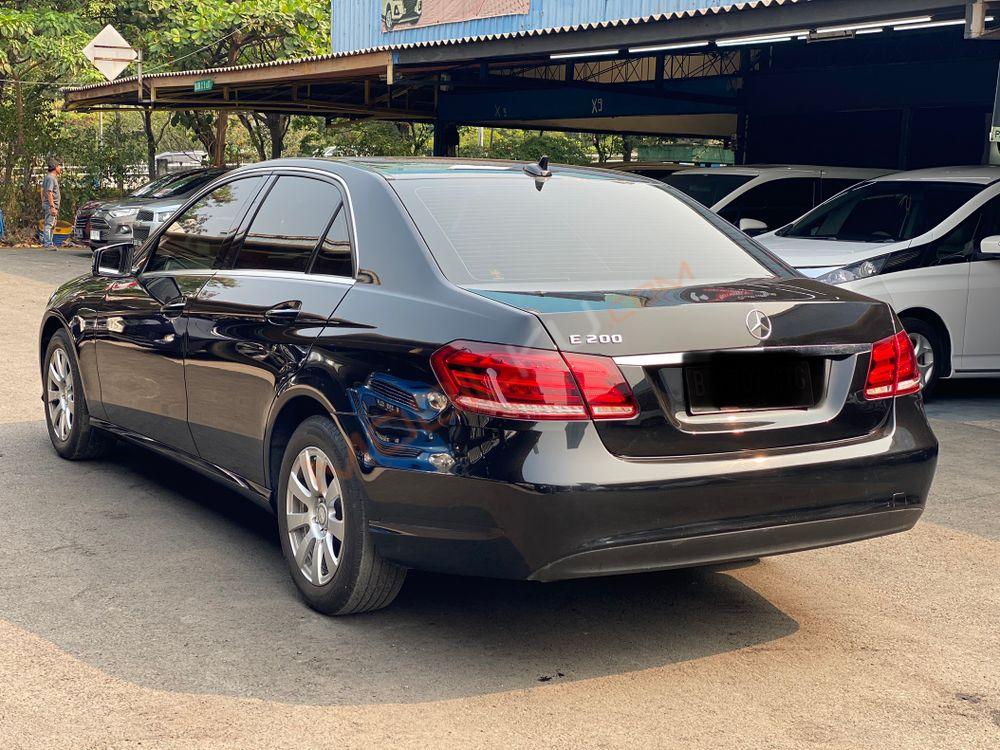 Mobil Mercedes-Benz E-Class 2016