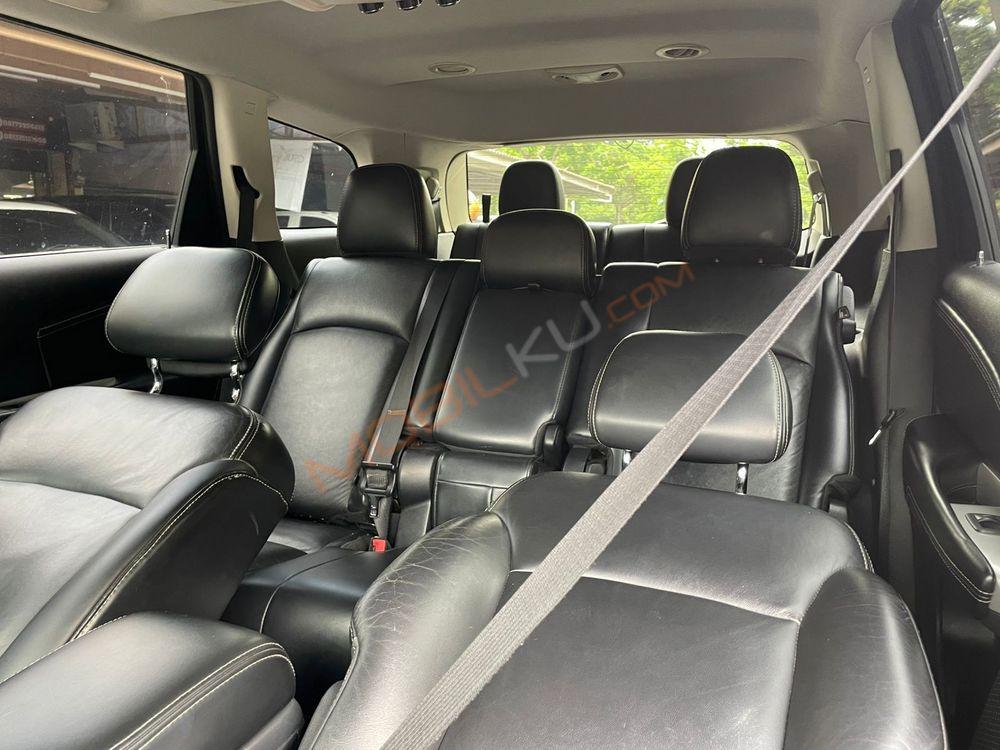 Mobil Dodge Journey 2013