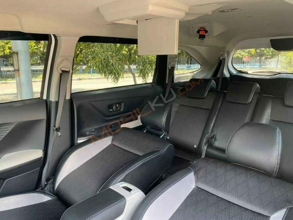 Mobil Toyota Veloz 2022