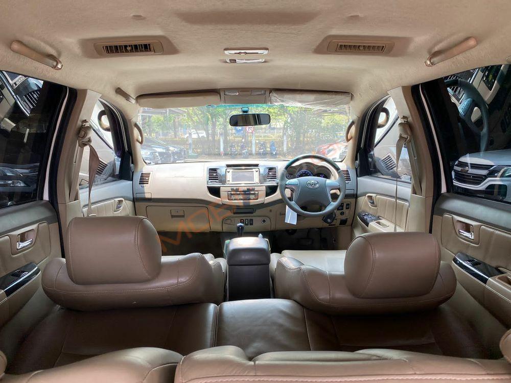 Mobil Hyundai H-1 2018