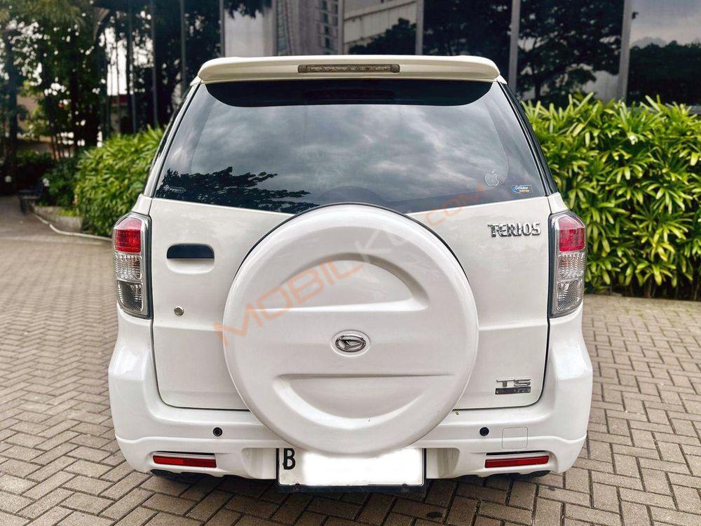 Mobil Daihatsu Terios 2013