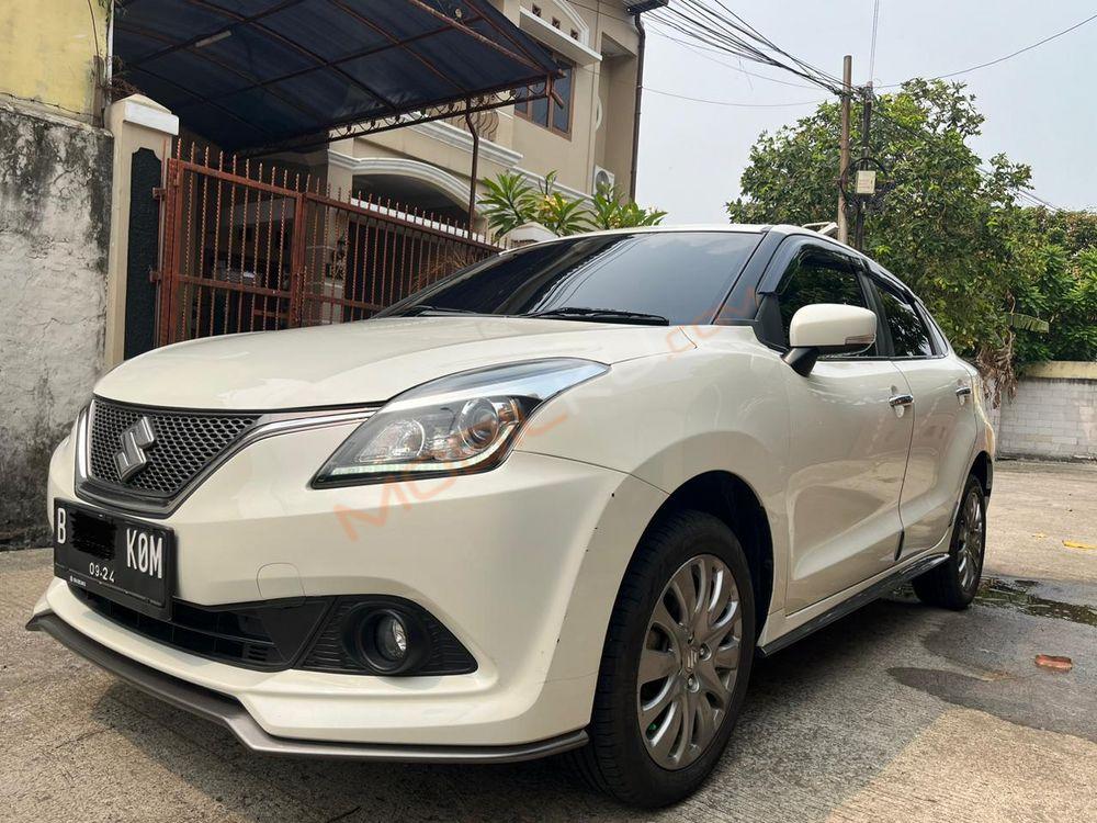 Mobil Suzuki Baleno 2019