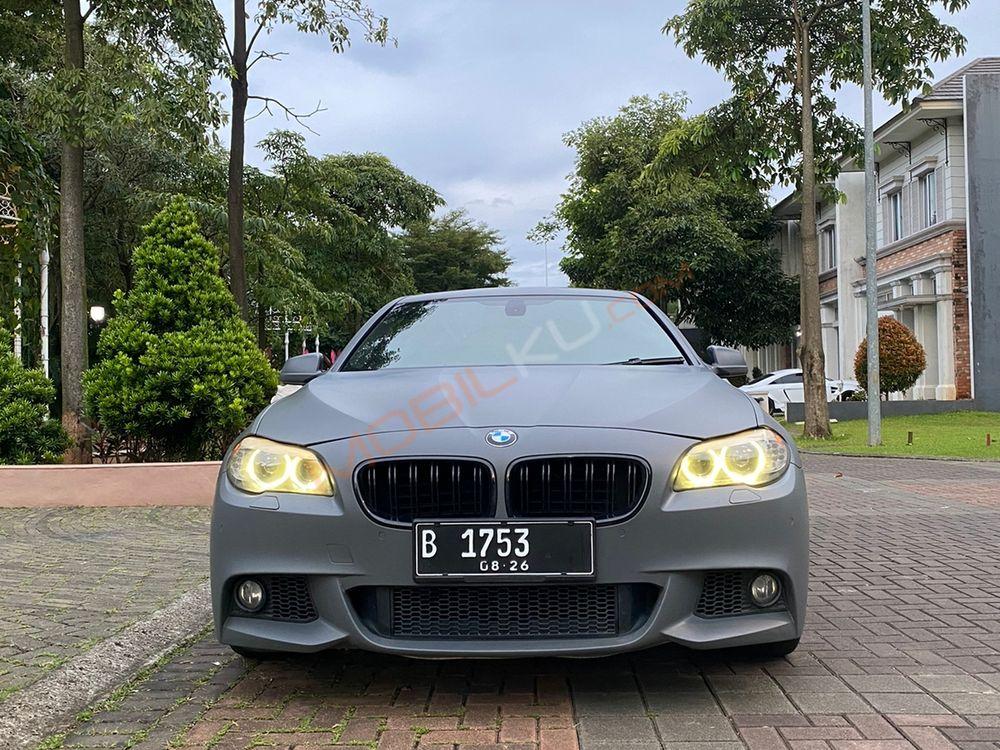 Mobil BMW 5 Series 2010