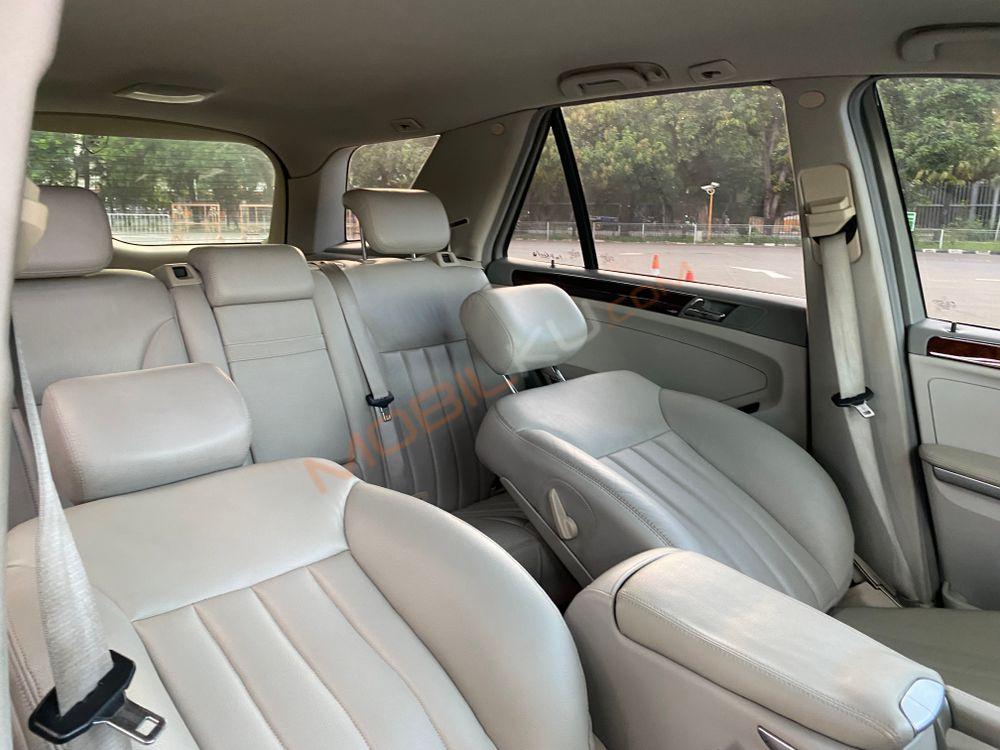 Mobil Mercedes-Benz ML 2006