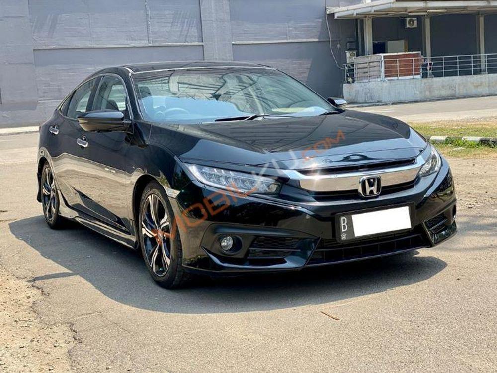 Mobil Honda Civic Sedan 2017