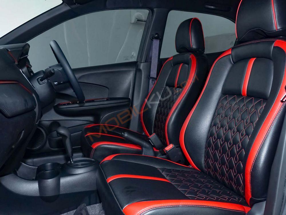 Mobil Honda Brio 2021