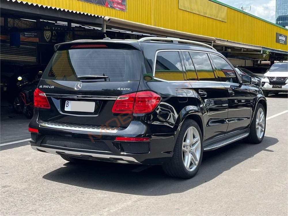 Mobil Mercedes-Benz GL 2013