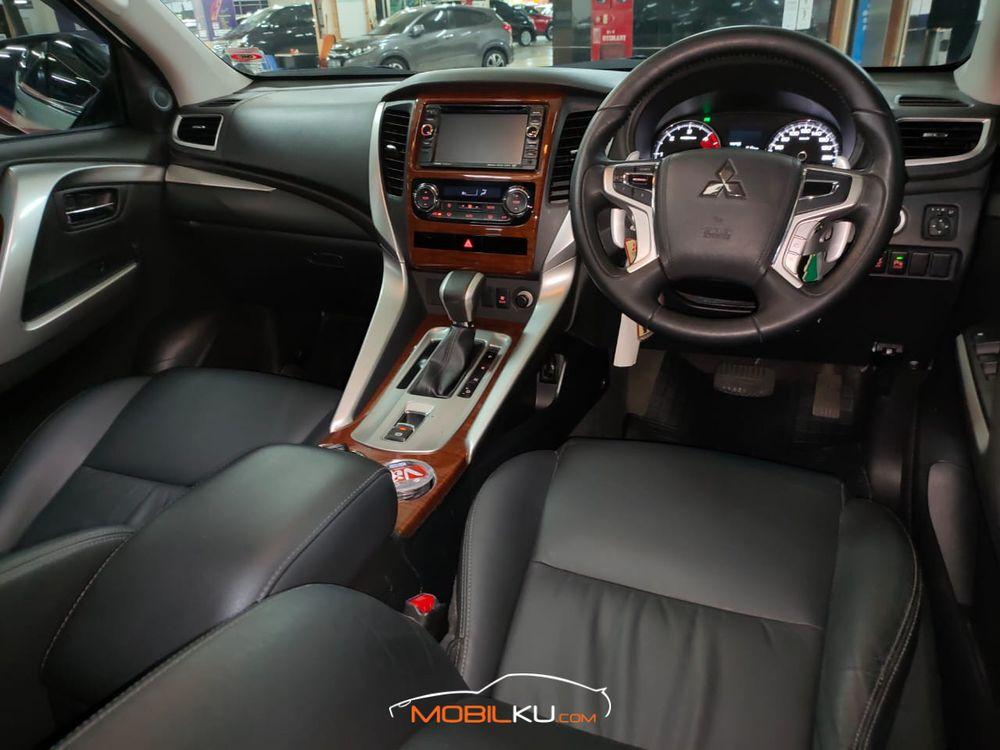 Mobil Mitsubishi Pajero Sport 2017
