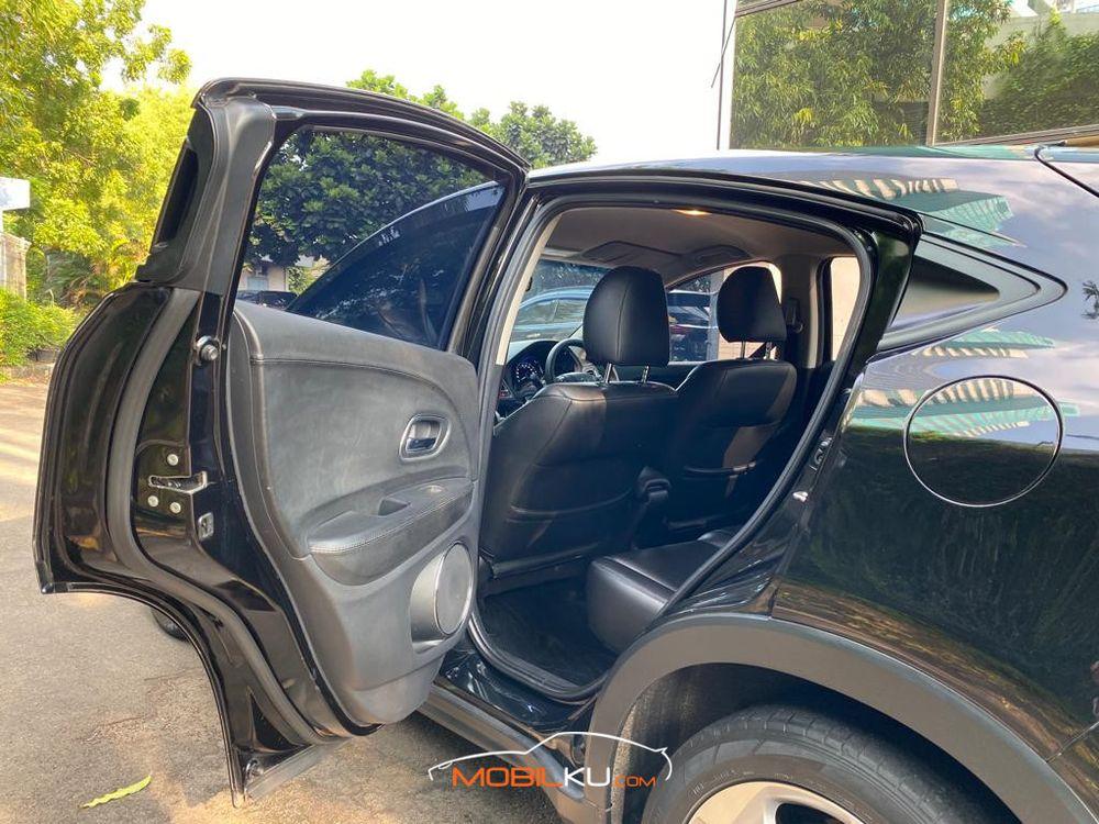 Mobil Honda HR-V 2018