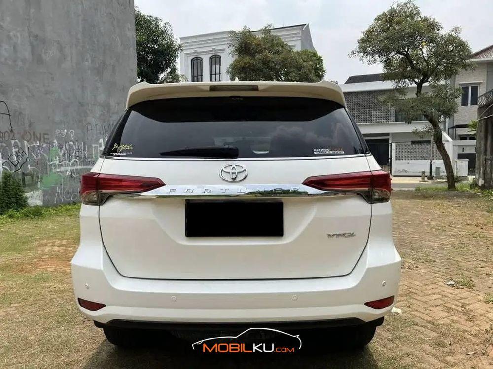 Mobil Toyota Fortuner 2018