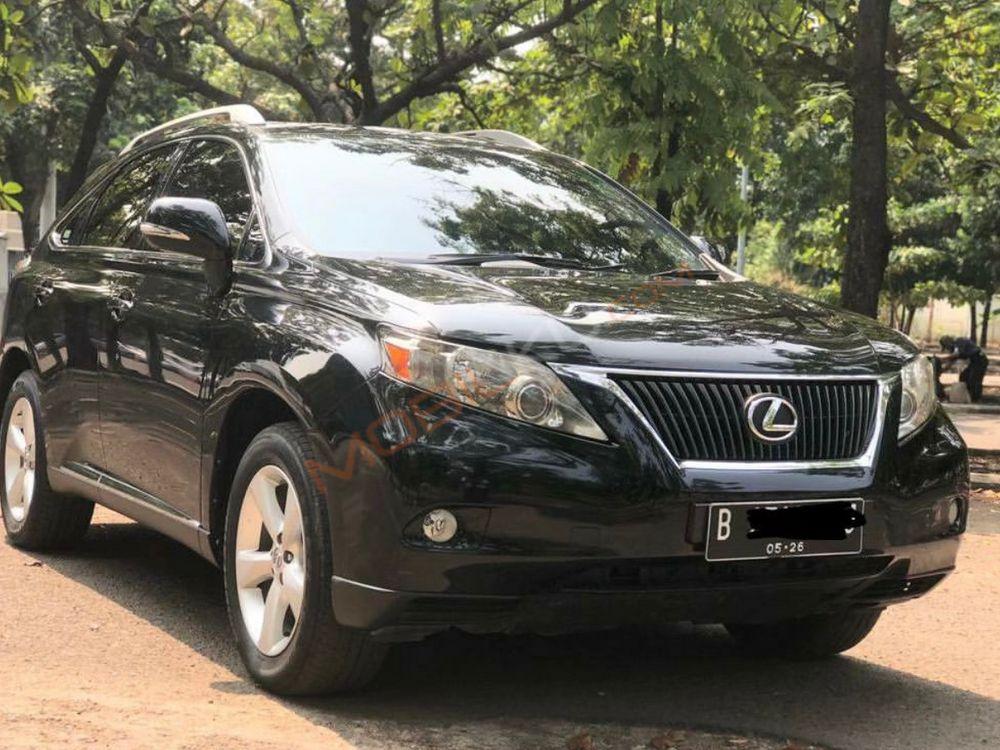 Mobil Lexus RX 2011
