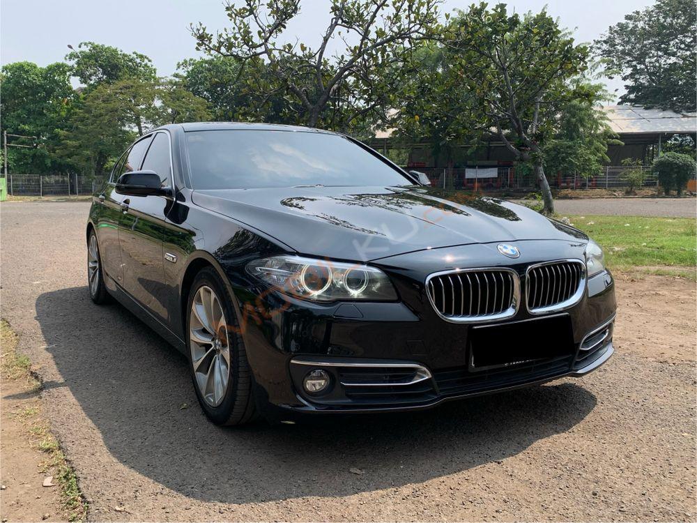 Mobil BMW 5 Series 2016