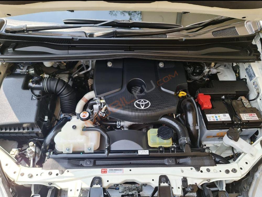 Mobil Toyota Kijang Innova 2019