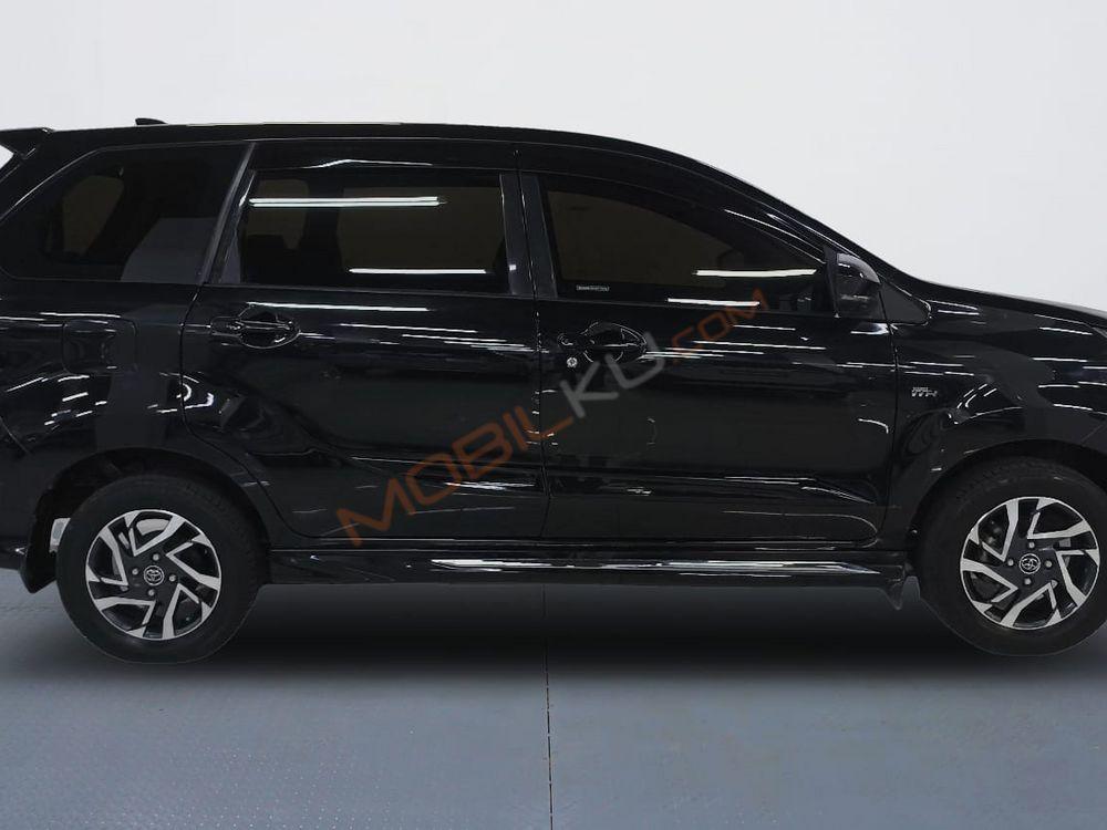Mobil Toyota Avanza 2020