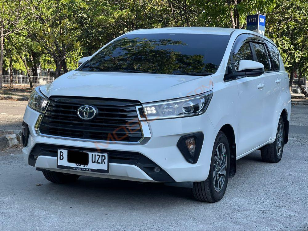 Mobil Toyota Kijang Innova 2022