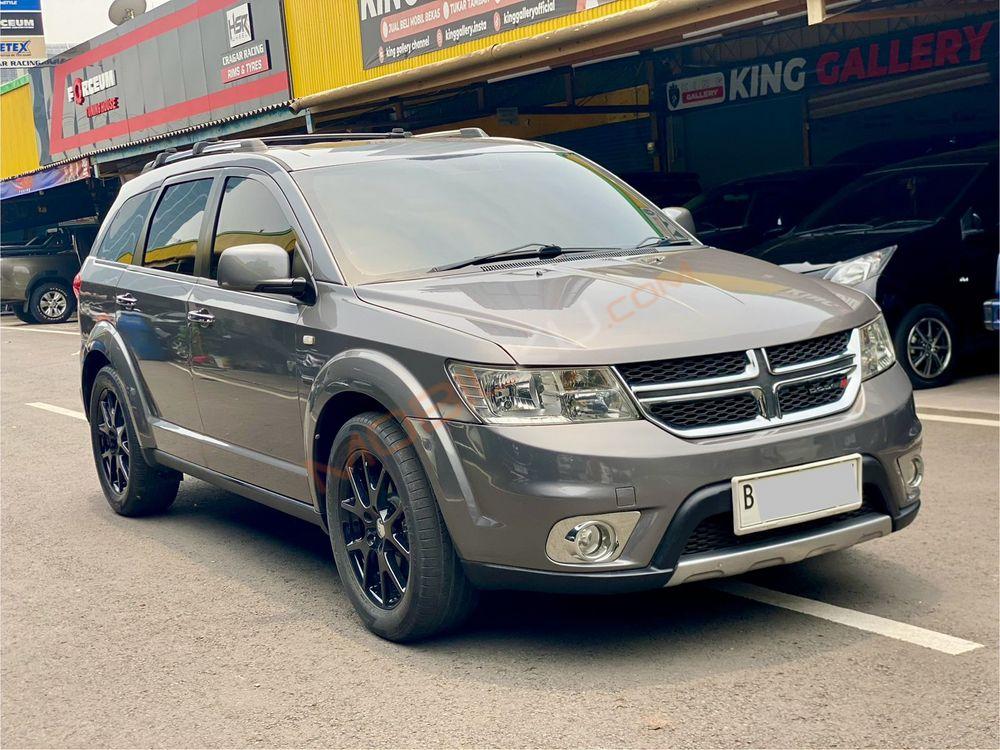 Mobil Dodge Journey 2013