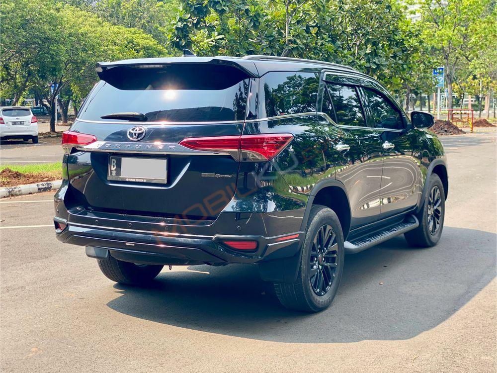 Mobil Toyota Fortuner 2020