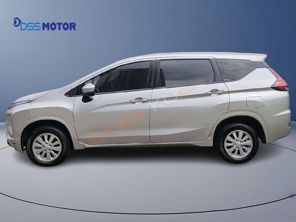 Mobil Mitsubishi Xpander 2021