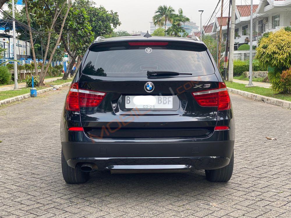 Mobil BMW X3 2012